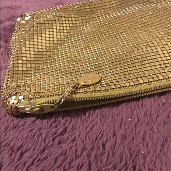 Whiting & Davis Gold Sequin Medium Size Bag - Picture 5 of 13